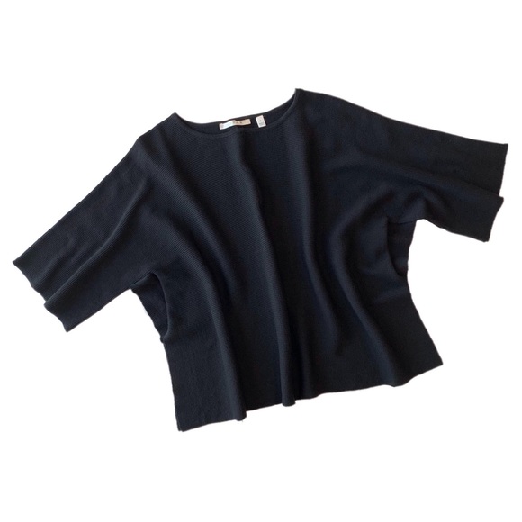 2/$50 - NWT Cyrus Box Top Sweater - Black - Picture 2 of 7